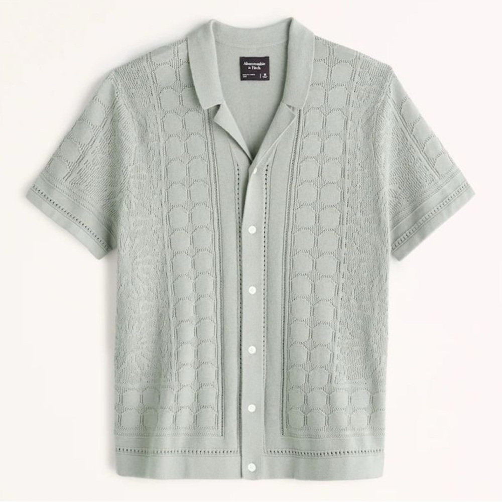Abercrombie & Fitch Green Casual Button Down Shirt with Camp Collar